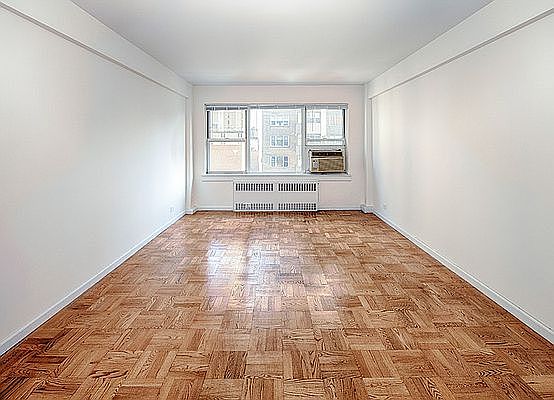 1st image of 288 Lexington Ave APT 9E