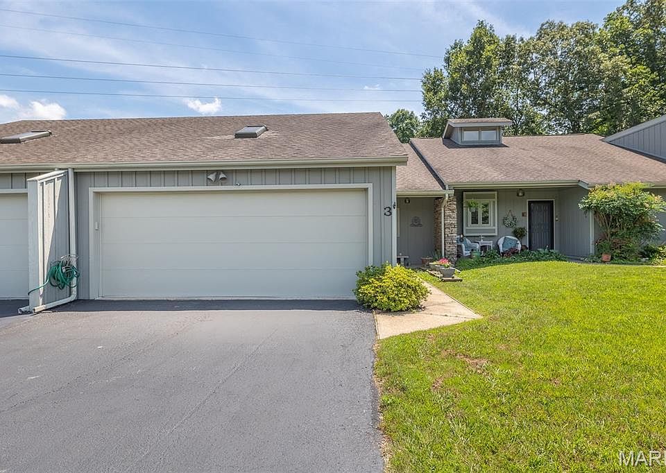 1st image of 3 Shadowbrook Dr