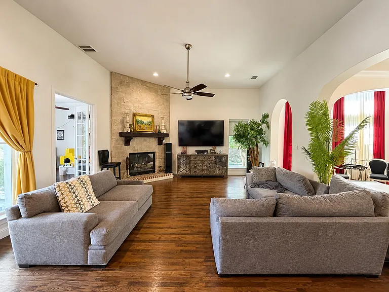 4118 Wing Point Dr — Photo 12