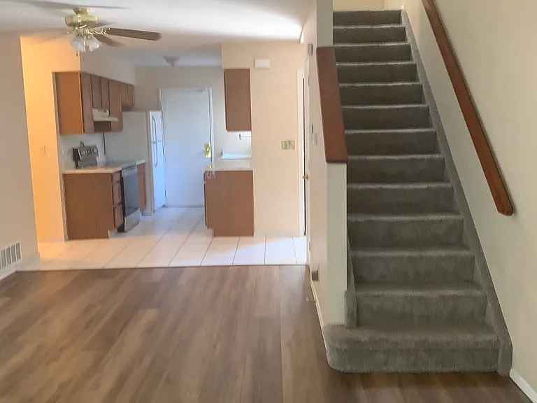934 Tampico Ct — Photo 30