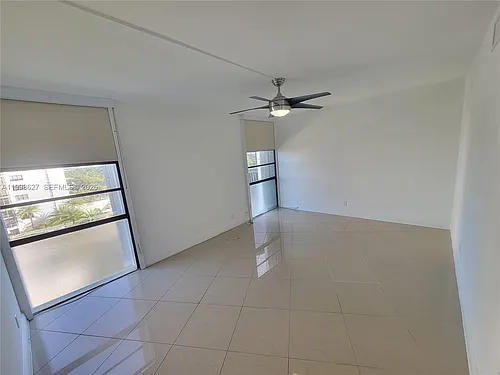 3301 N Country Club Dr Photo 1
