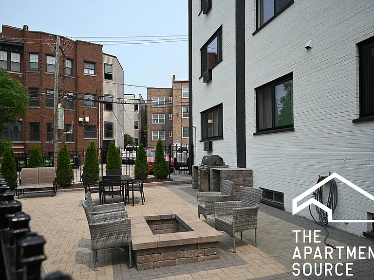 7621 N Sheridan Rd #1K — Photo 15
