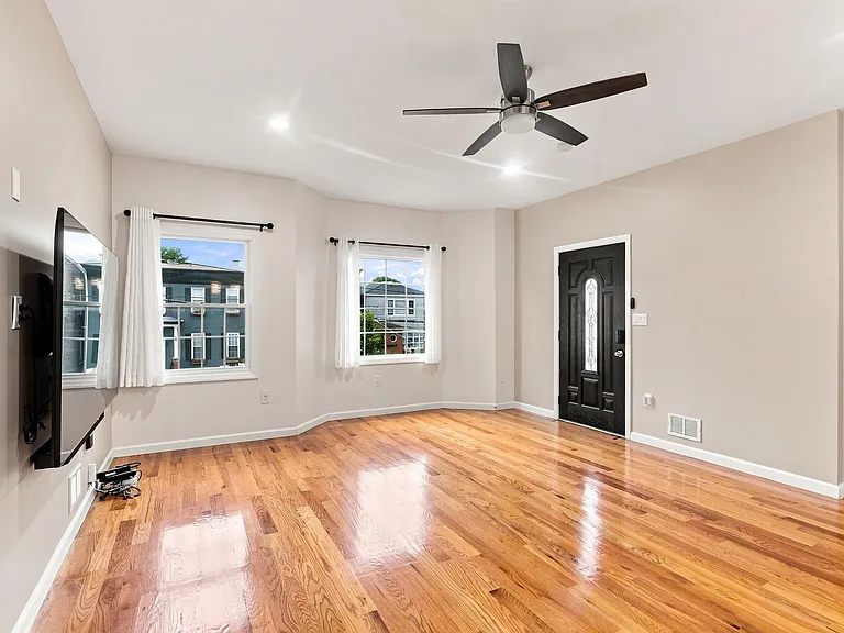 88 Poplar St #1 — Photo 21