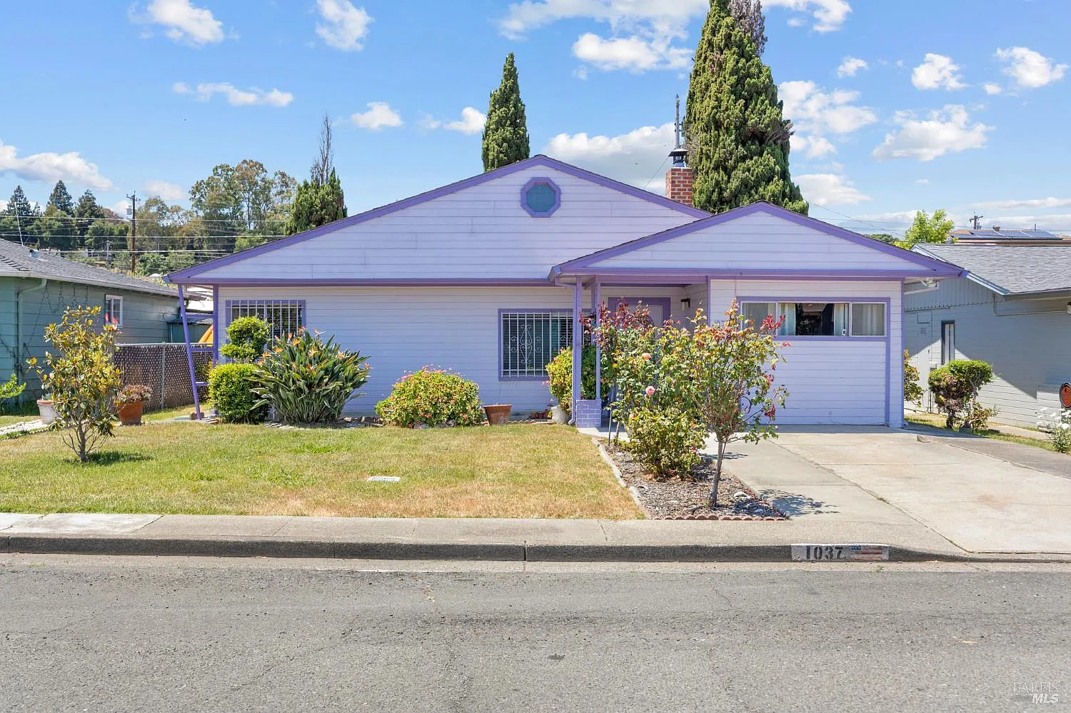1037 Sheridan Street photo 1