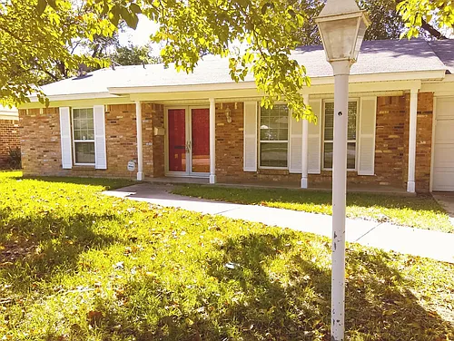 5321 Susan Lee Ln Photo 1