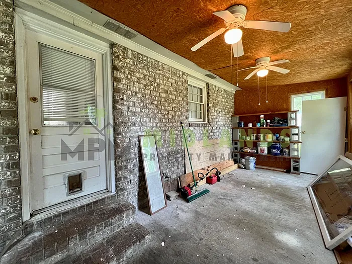 357 Creighton Dr — Photo 33