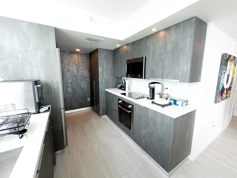 800 Claughton Island Dr #805 — Photo 10