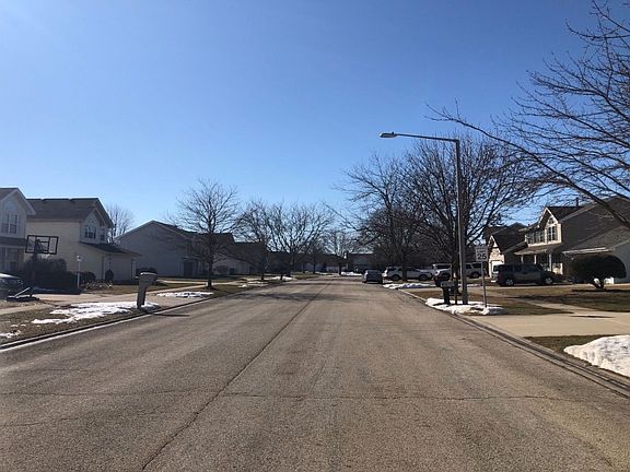 4th image of 1558 Stefanie Ln