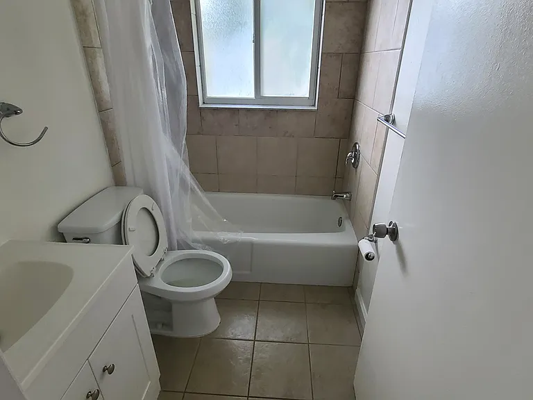 203 Santurce Ave #B — Photo 10