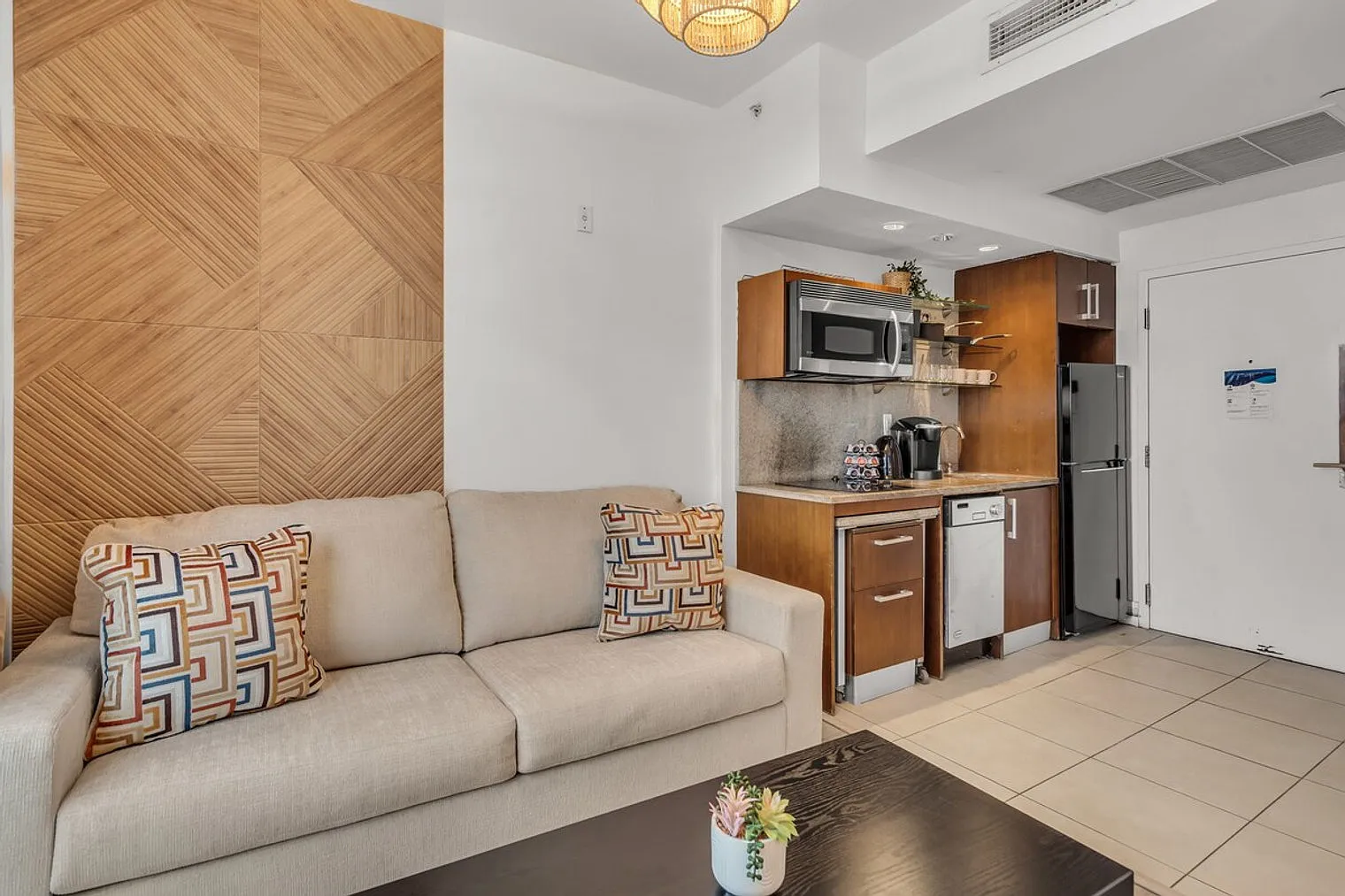 Studio, 1.0 bath, $3,386 — Photo 4