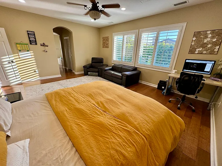 Upstairs Primary Bedroom