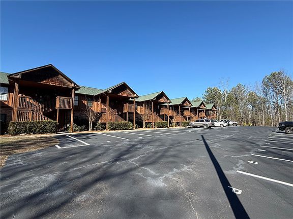 2nd image of 312 Killdevil Hl