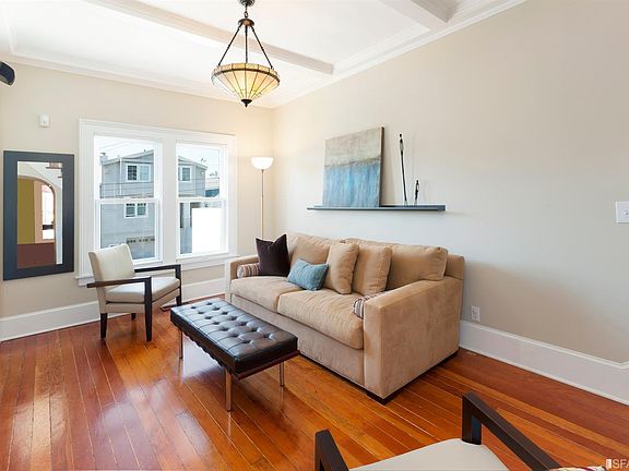4th image of 73 Gladys St