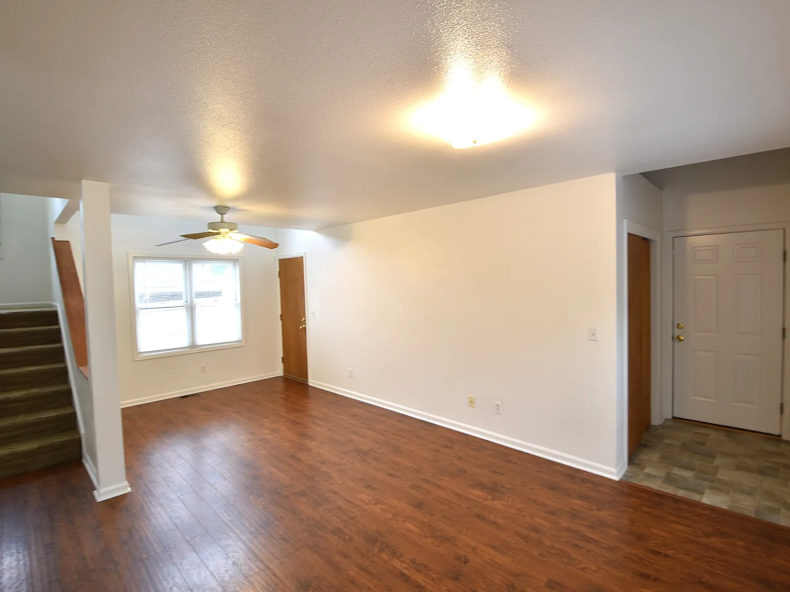 4 bed, 2379 sqft, $3,500 — Photo 4