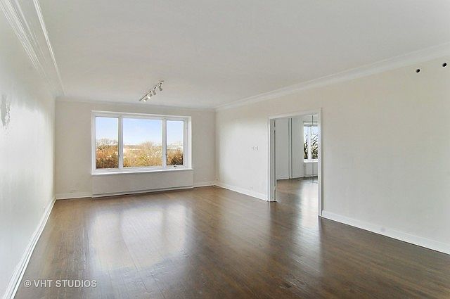 1st image of 2130 N Lincoln Park W APT 5S