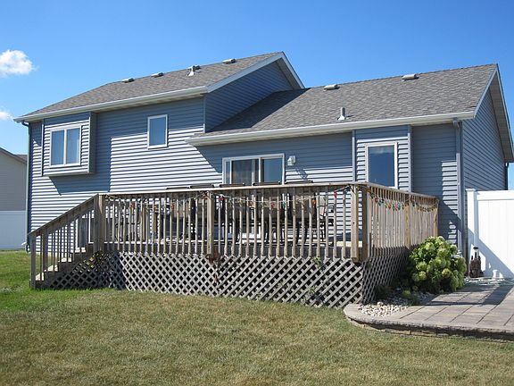 2nd image of 745 Wyndemere Dr