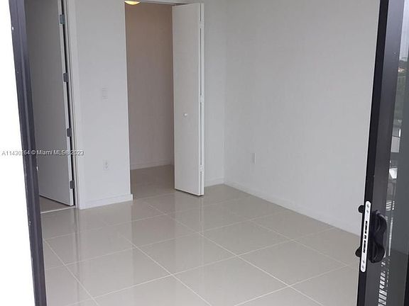 3rd image of 5300 Paseo Dr #706