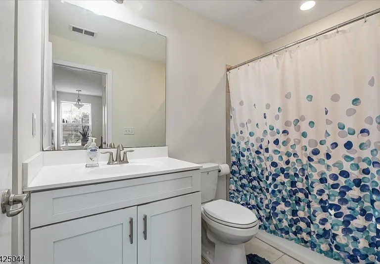 309 Saratoga Ct — Photo 26