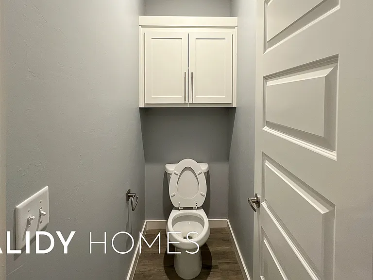 17611 Natalie Ct — Photo 17