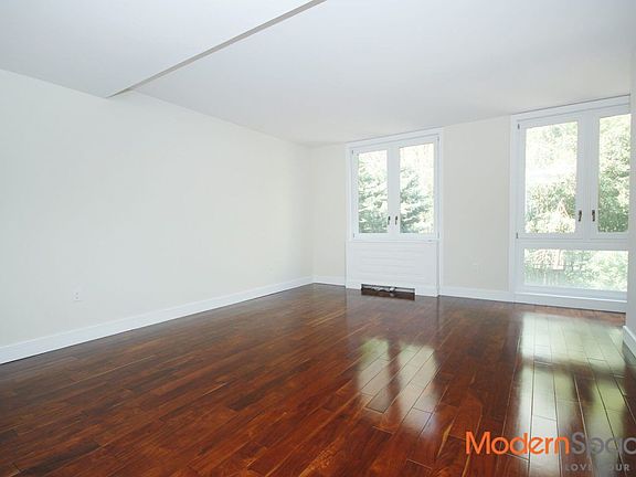 4th image of 3088 30th St #2