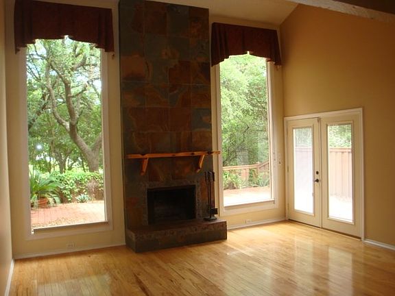 5th image of 8334 Summerwood Dr