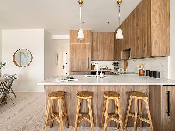 4th image of 44 Garfield Pl #3