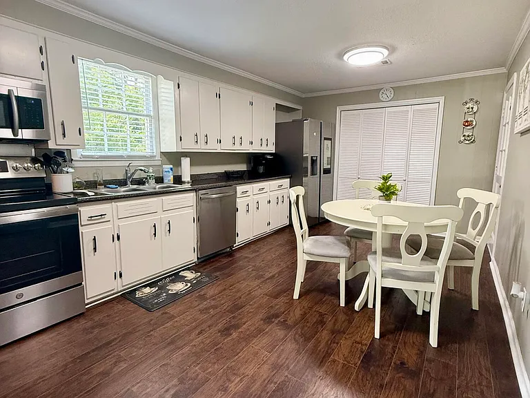 2514 Elderberry Dr — Photo 8