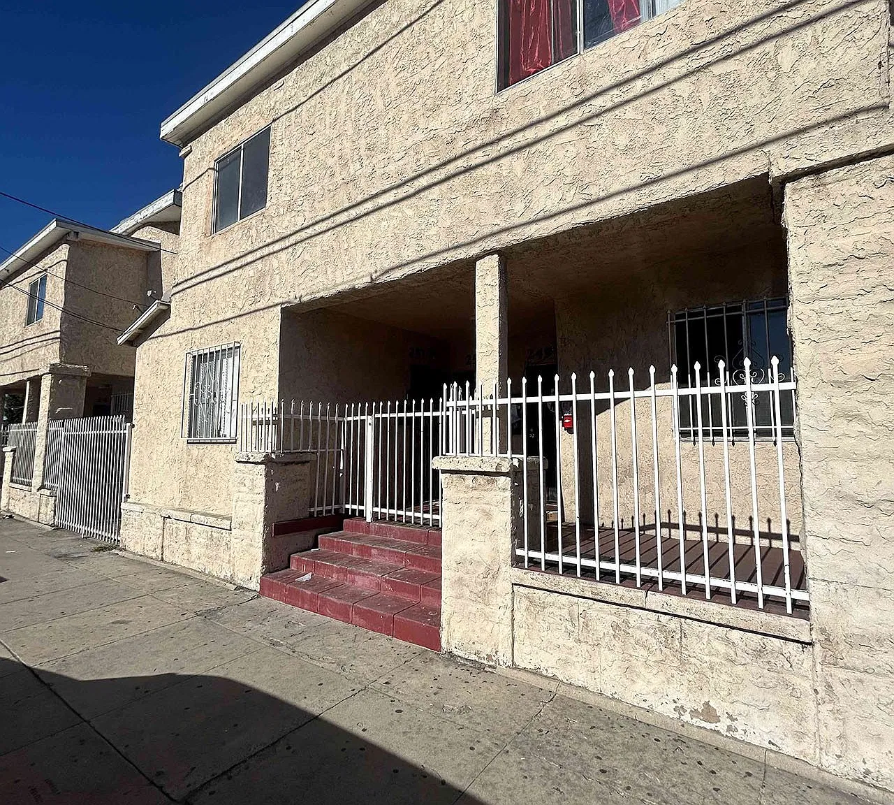 4036 Broadway Pl — Photo 1