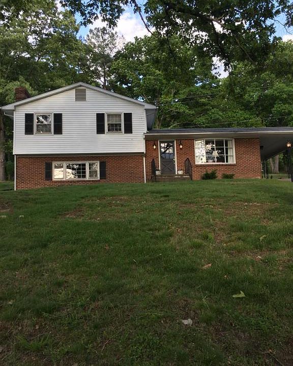 1st image of 2330 Holly Ave