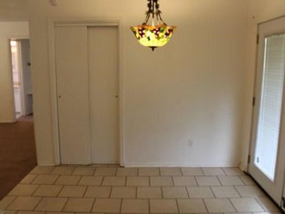 5th image of 3216 Beechwood Dr