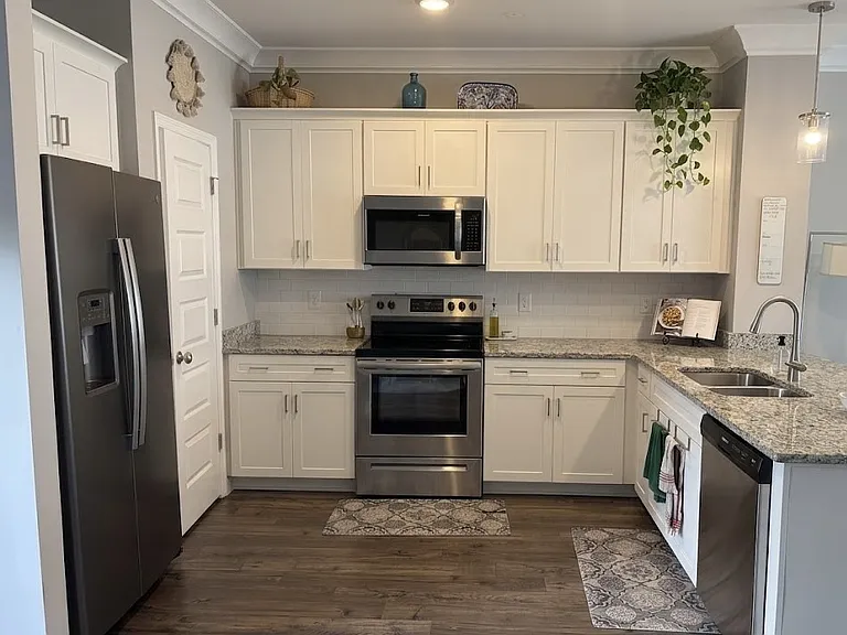 2736 Wind Gap Dr — Photo 10