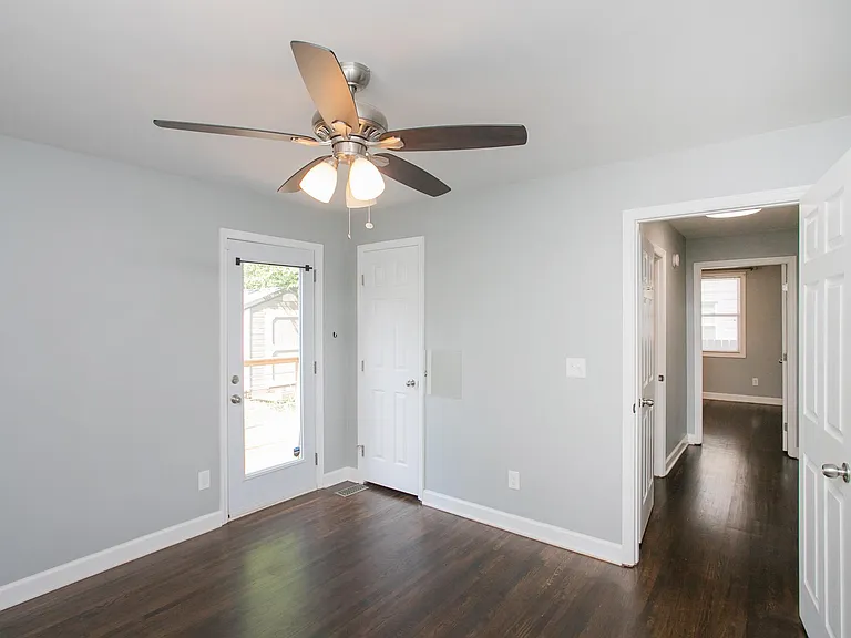 1005 Malquin Dr — Photo 15