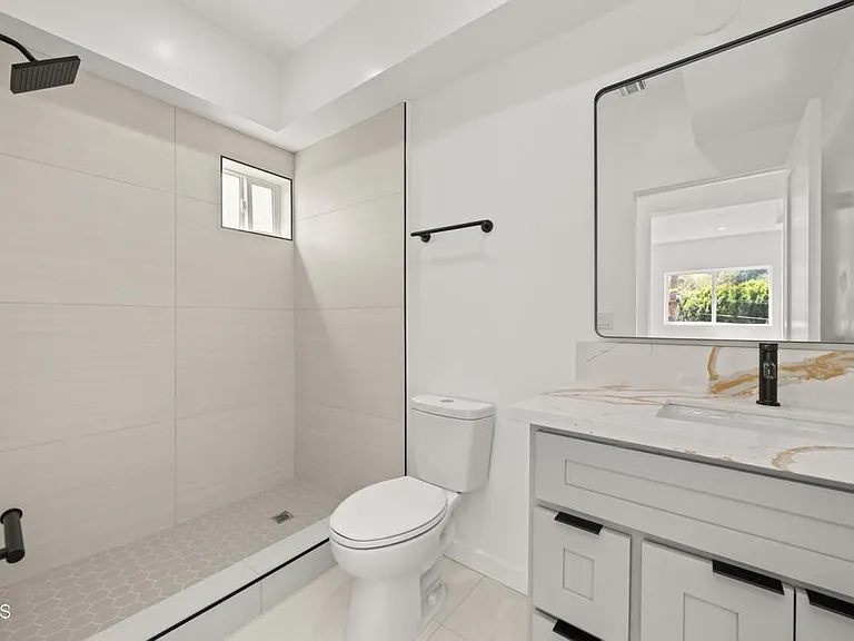 3564 N Eagle Rock Blvd #1 — Photo 17
