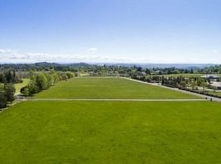 5675 Pyracantha Dr, Shingle Springs, CA 95682