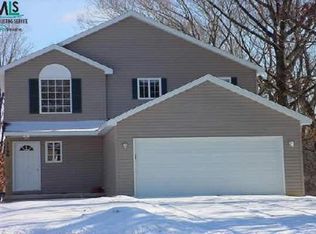 1166 Sherwood Frst, Waterford, MI 48327