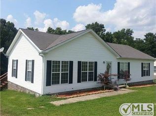 1323 Rapids Rd, Portland, TN 37148