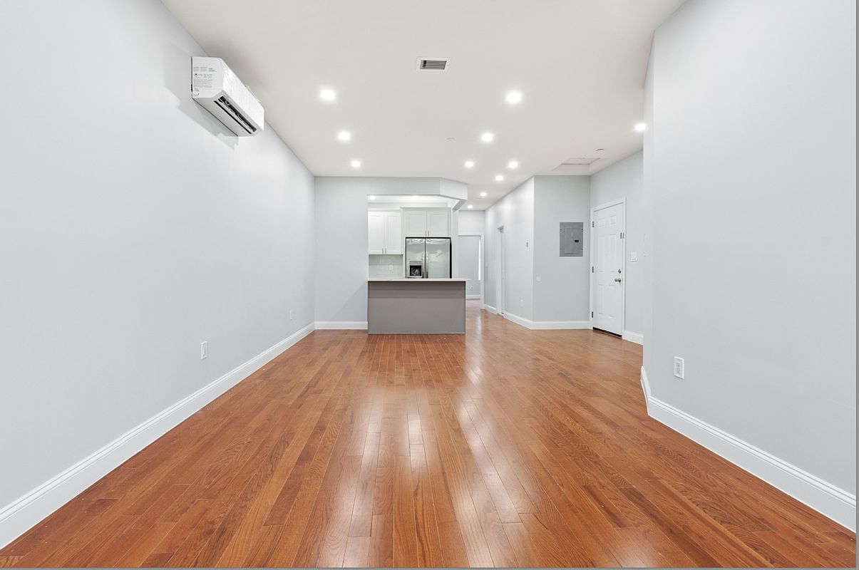 1149 Saint Mark's Avenue #1