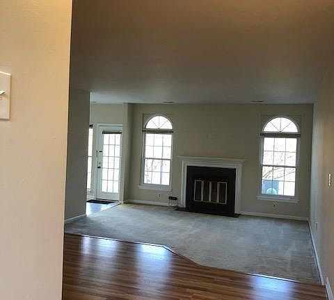 3rd image of 2996 Yarling Ct #2996