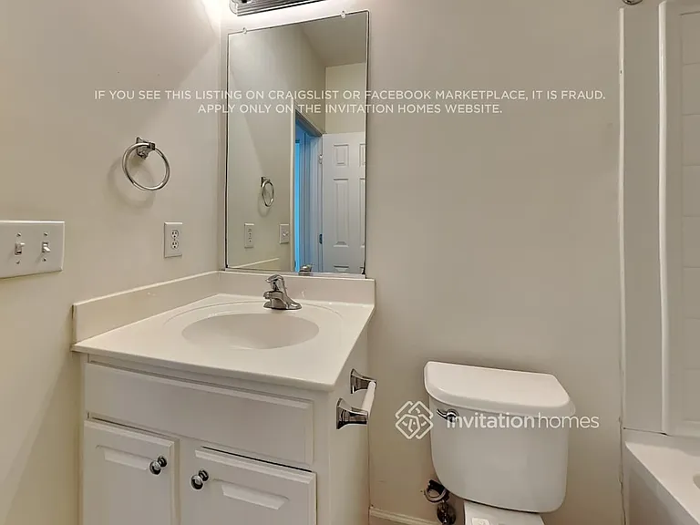 40 Luzelle Dr — Photo 19