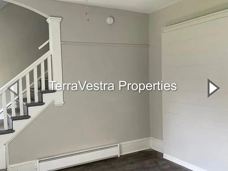 293-297 N Laurel St, Bridgeton, NJ 08302 — Photo 2