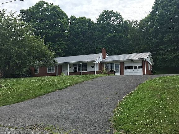 3rd image of 11524 Sylvan Dr