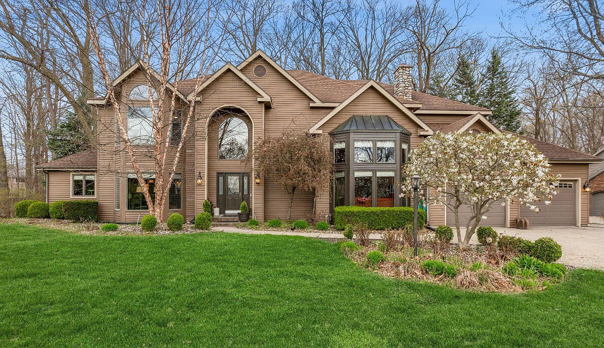 1888 Boardwalk, Saint Joseph, MI 49085 | Zillow