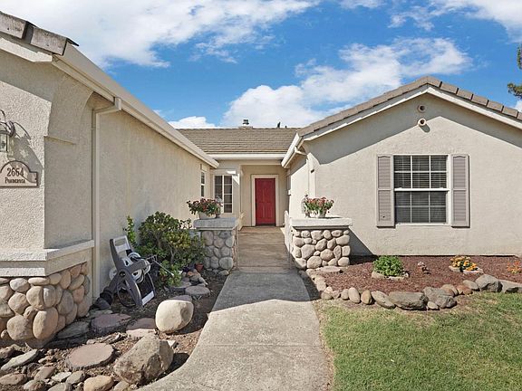 3rd image of 2664 Ponderosa Dr