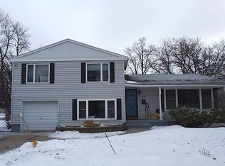 1622 7th Ave NW, East Grand Forks, MN 56721