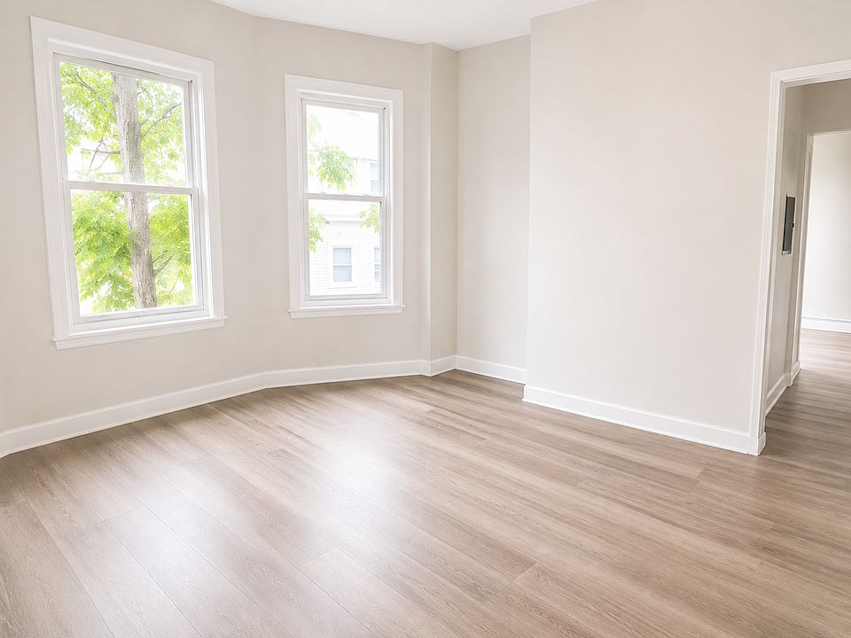 2nd image of 279-281 Carroll St #3