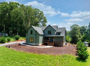 110 Gadsden Rdg, Bryson City, NC 28713