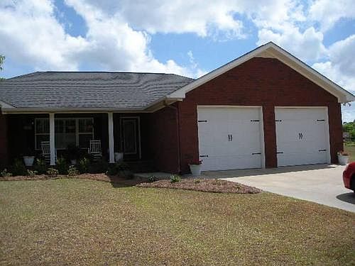 1st image of 111 Lincoln Dr