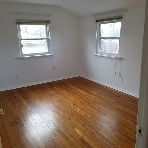 237 Bradley Ave — Photo 13