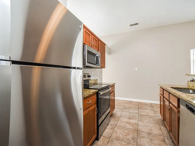 7340 Durango Dr — Photo 7