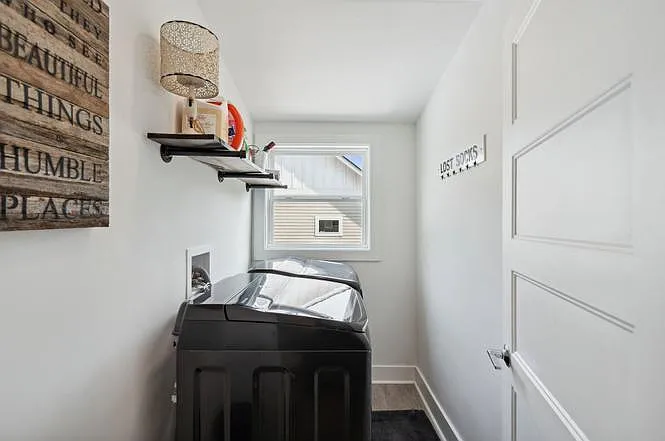 828 Kirkwood Avenue - 1 — Photo 3